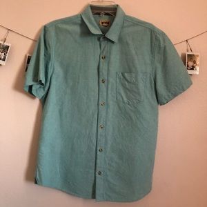 Men’s button up short sleeve. Size M